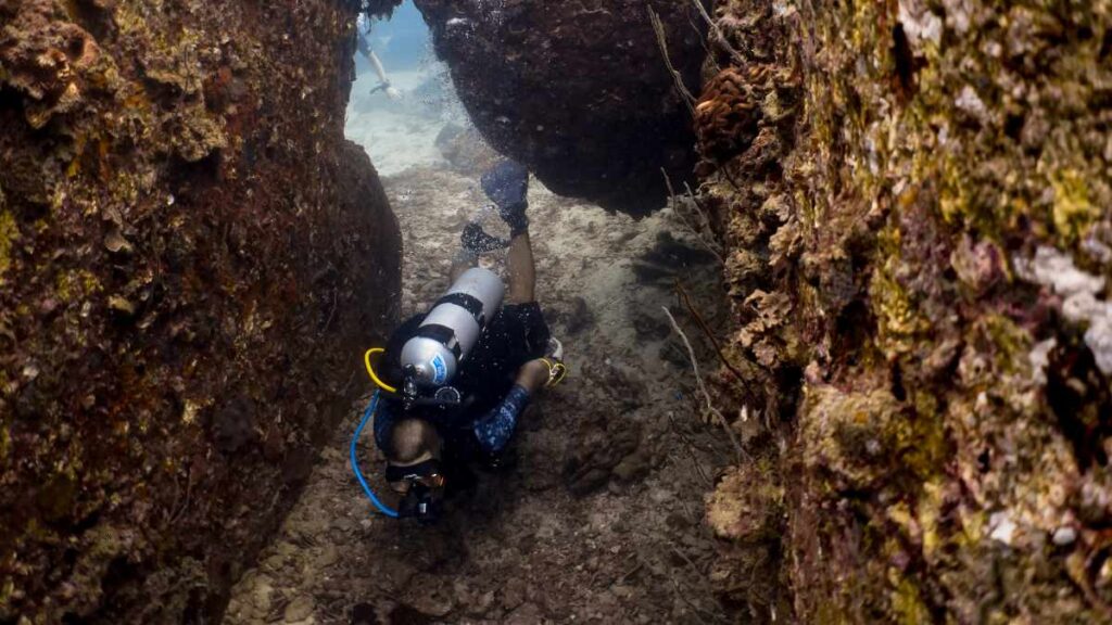 Green Rock-Tauchplatz Koh Tao- Tauchen in Thailand
